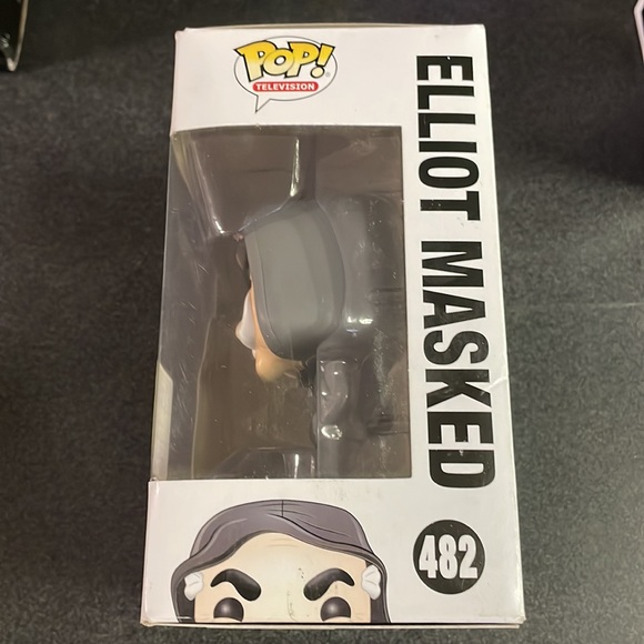 Pop! # 482 ELLIOT MASKED - Picture 5 of 10
